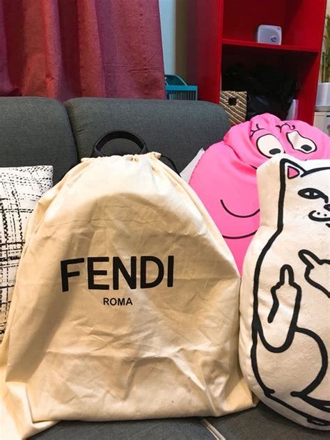 FENDI Monster 後背包。可愛開箱登場 